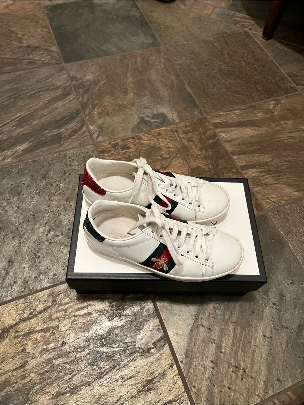 Gucci White Leather Ace Sneakers Red & Green Web Stripe and Bee Women’s 36 EUC